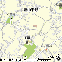 山梨県甲州市塩山千野641周辺の地図