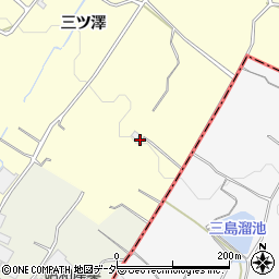 山梨県韮崎市穂坂町三ツ澤989-4周辺の地図