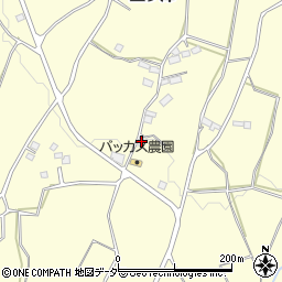 山梨県韮崎市穂坂町三ツ澤1540周辺の地図