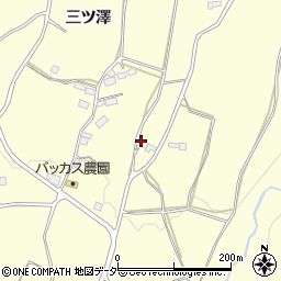 山梨県韮崎市穂坂町三ツ澤1991周辺の地図