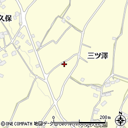 山梨県韮崎市穂坂町三ツ澤272周辺の地図