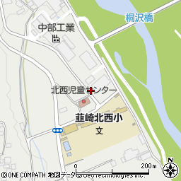 山梨県韮崎市清哲町青木183周辺の地図