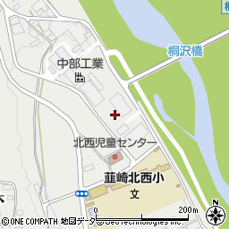 山梨県韮崎市清哲町青木175-81周辺の地図