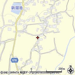 山梨県韮崎市穂坂町三ツ澤2207周辺の地図