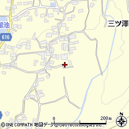 山梨県韮崎市穂坂町三ツ澤2913周辺の地図