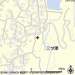 山梨県韮崎市穂坂町三ツ澤2691周辺の地図