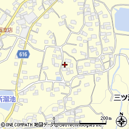 山梨県韮崎市穂坂町三ツ澤2701周辺の地図