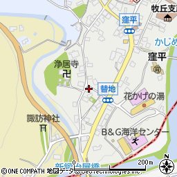 山梨県山梨市牧丘町窪平192-4周辺の地図