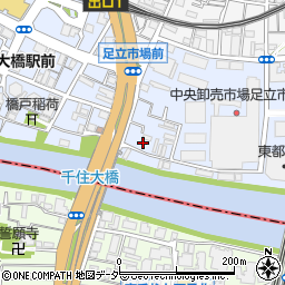 東京都足立区千住橋戸町64周辺の地図