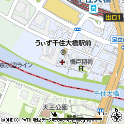 東京都足立区千住橋戸町6周辺の地図