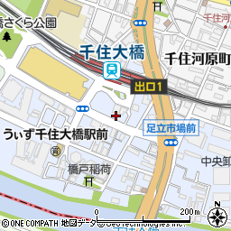 東京都足立区千住橋戸町107周辺の地図