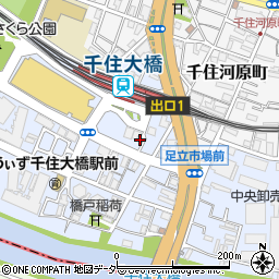 東京都足立区千住橋戸町105周辺の地図