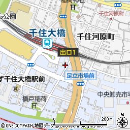東京都足立区千住橋戸町12周辺の地図