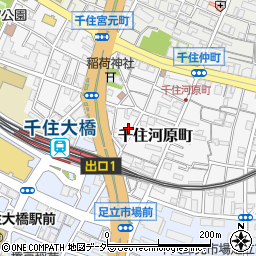 東京都足立区千住河原町13周辺の地図