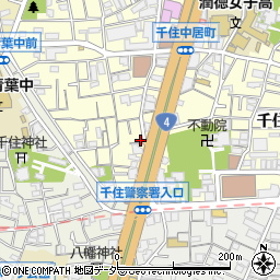 東京都足立区千住中居町1-18周辺の地図