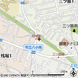 東京都武蔵村山市三ツ藤1丁目114周辺の地図