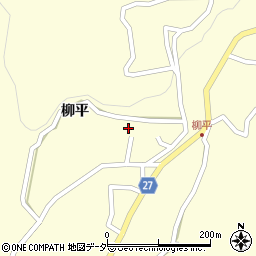山梨県韮崎市穂坂町柳平1318-1周辺の地図