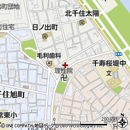 東京都足立区日ノ出町2周辺の地図