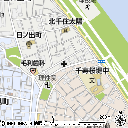 東京都足立区日ノ出町4周辺の地図