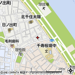 東京都足立区日ノ出町5周辺の地図