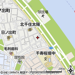 東京都足立区日ノ出町7周辺の地図