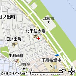 東京都足立区日ノ出町19周辺の地図