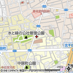 東京都足立区千住中居町30-7周辺の地図