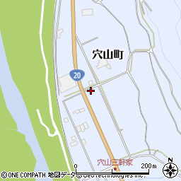 山梨県韮崎市穴山町8721周辺の地図