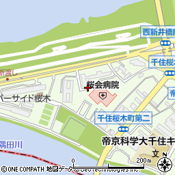 東京都足立区千住桜木2丁目15周辺の地図