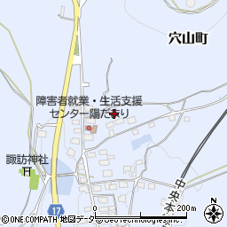 山梨県韮崎市穴山町6328周辺の地図