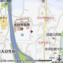 山梨県北杜市須玉町大豆生田703周辺の地図
