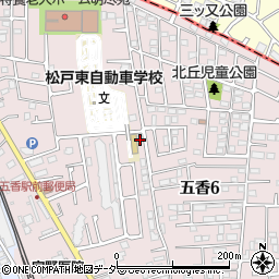 千葉県松戸市金ケ作419-15周辺の地図