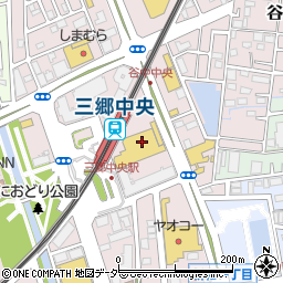 マルエツ三郷中央店周辺の地図