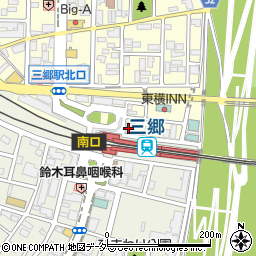 ファミリーマート三郷駅前店周辺の地図