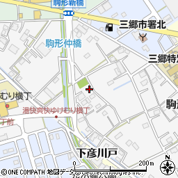 埼玉県三郷市駒形526周辺の地図