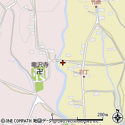 山梨県北杜市大泉町谷戸826周辺の地図