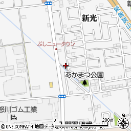 埼玉県入間市新光300-100周辺の地図