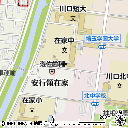 川口市立在家中学校周辺の地図