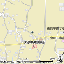 山梨県北杜市大泉町谷戸3568周辺の地図