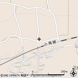 山梨県北杜市長坂町小荒間737-1周辺の地図