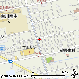 埼玉県吉川市中野114-2周辺の地図