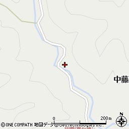 埼玉県飯能市中藤上郷211周辺の地図