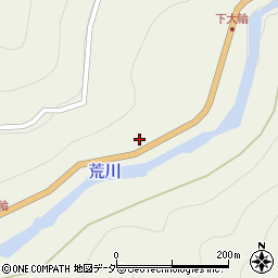 埼玉県秩父市大滝692周辺の地図