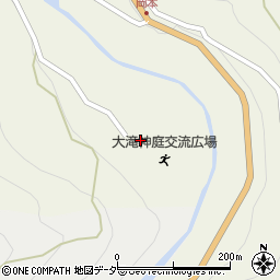 埼玉県秩父市大滝792周辺の地図