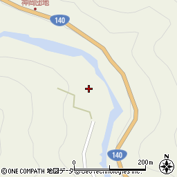埼玉県秩父市大滝870周辺の地図