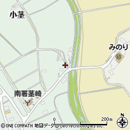 茨城県つくば市小茎585周辺の地図