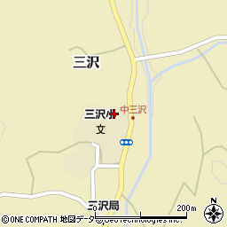 皆野町立三沢小学校周辺の地図