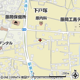 群馬県藤岡市下戸塚8周辺の地図