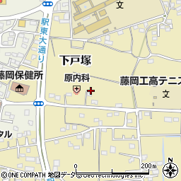 群馬県藤岡市下戸塚32周辺の地図