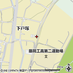 群馬県藤岡市下戸塚704-5周辺の地図